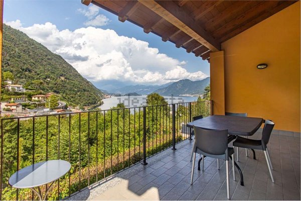 appartamento in vendita ad Argegno