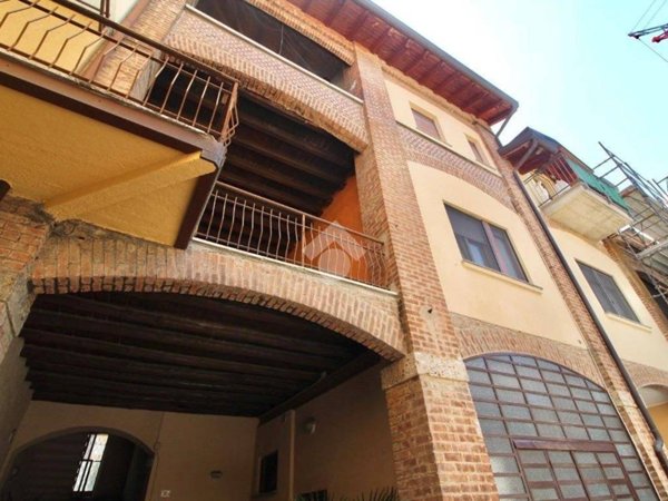 appartamento in vendita ad Arosio