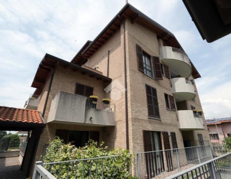 appartamento in vendita ad Arosio