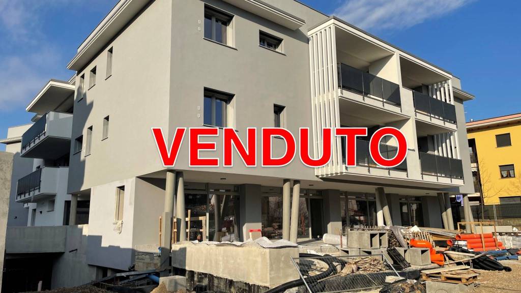 appartamento in vendita ad Arosio