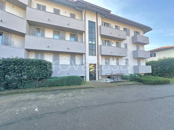 appartamento in vendita ad Arosio