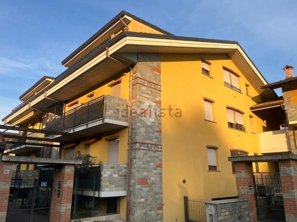 appartamento in vendita ad Arosio