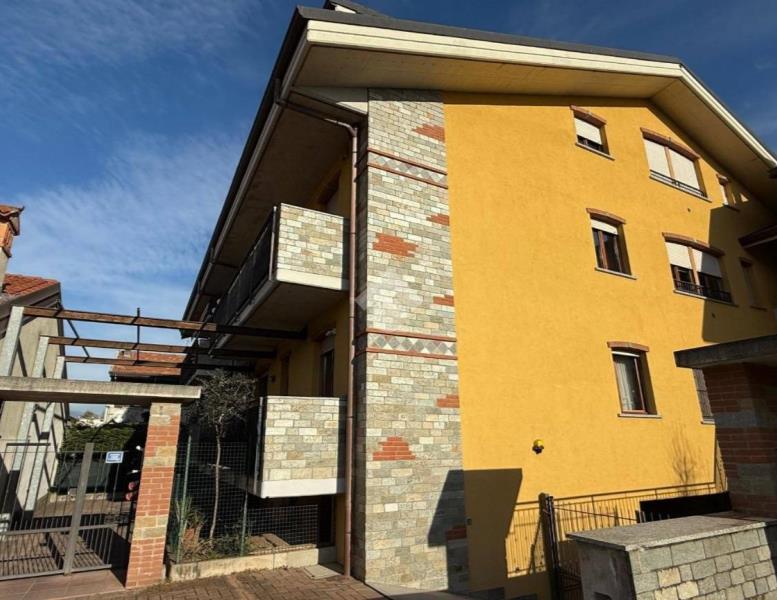 appartamento in vendita ad Arosio