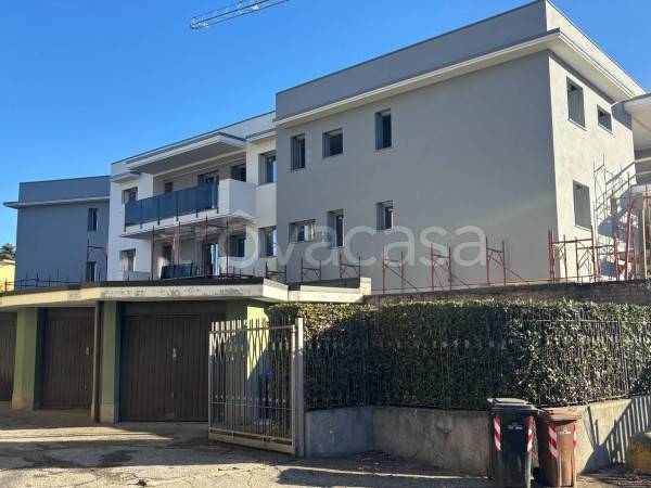 appartamento in vendita ad Arosio