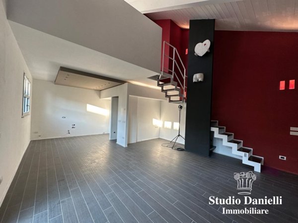 appartamento in vendita ad Arosio