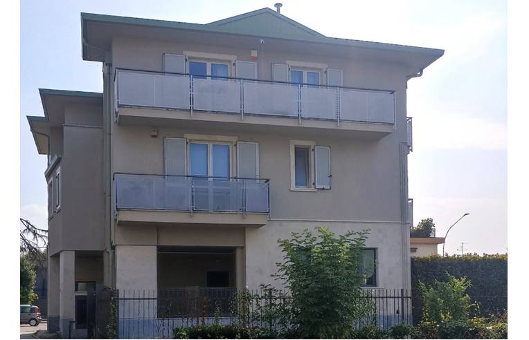 appartamento in vendita ad Arosio