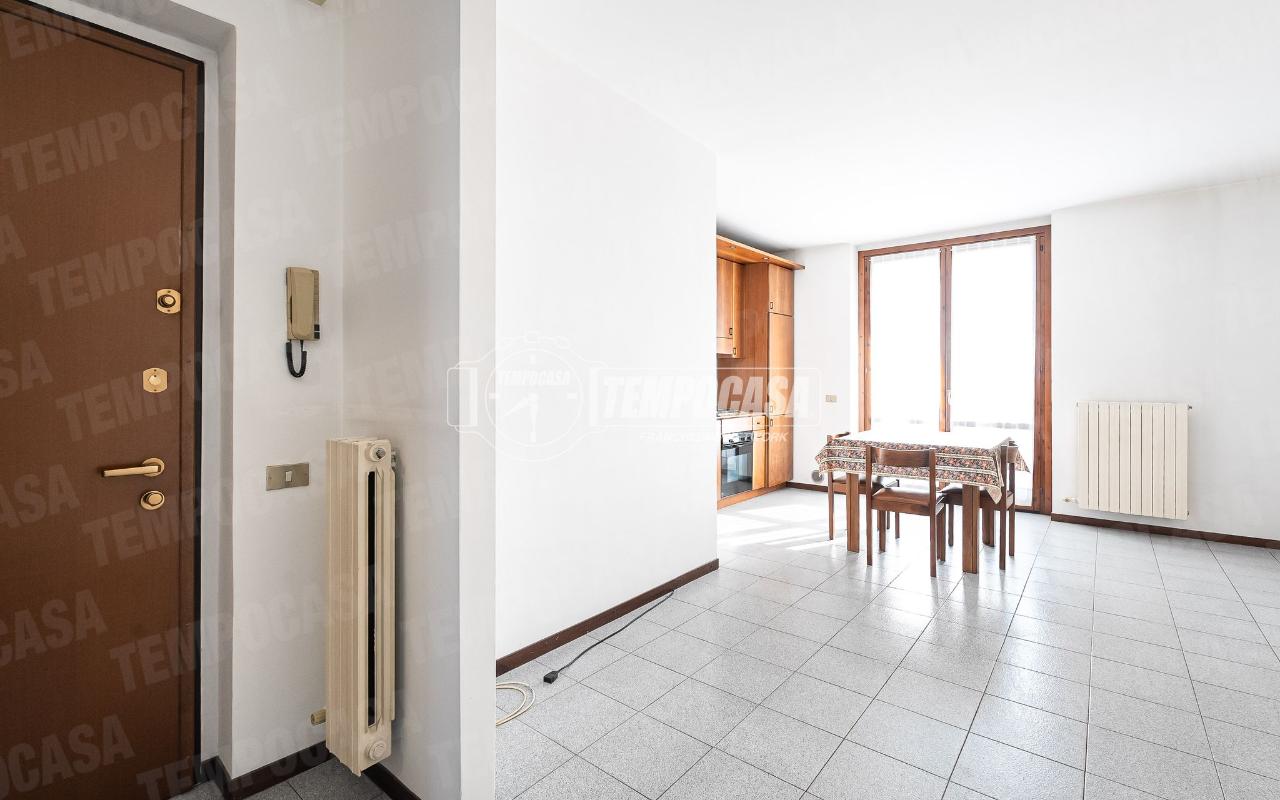 appartamento in vendita ad Arosio