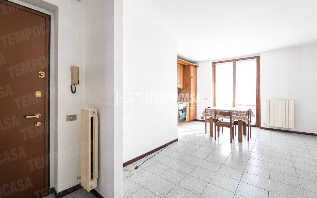 appartamento in vendita ad Arosio