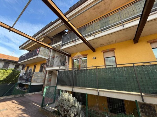 appartamento in vendita ad Arosio
