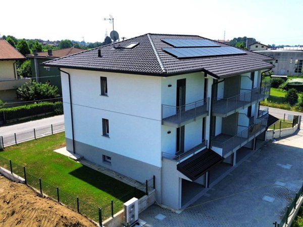 appartamento in vendita ad Arosio