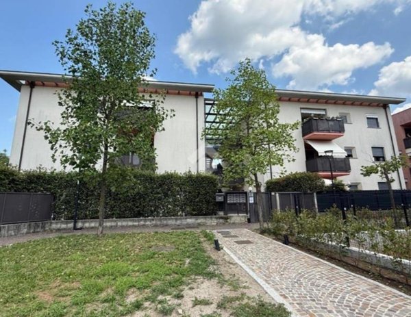 appartamento in vendita ad Arosio