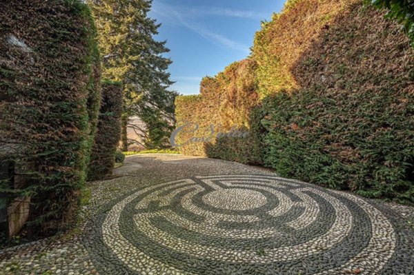 casa indipendente in vendita ad Arosio