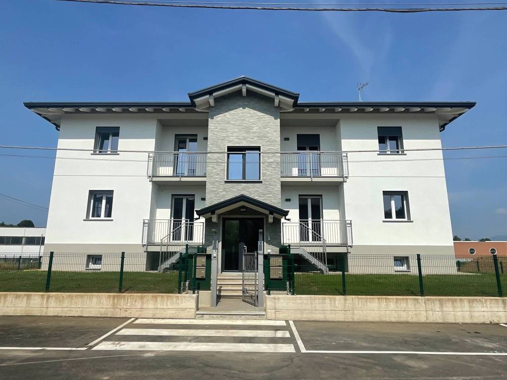 appartamento in vendita ad Arosio