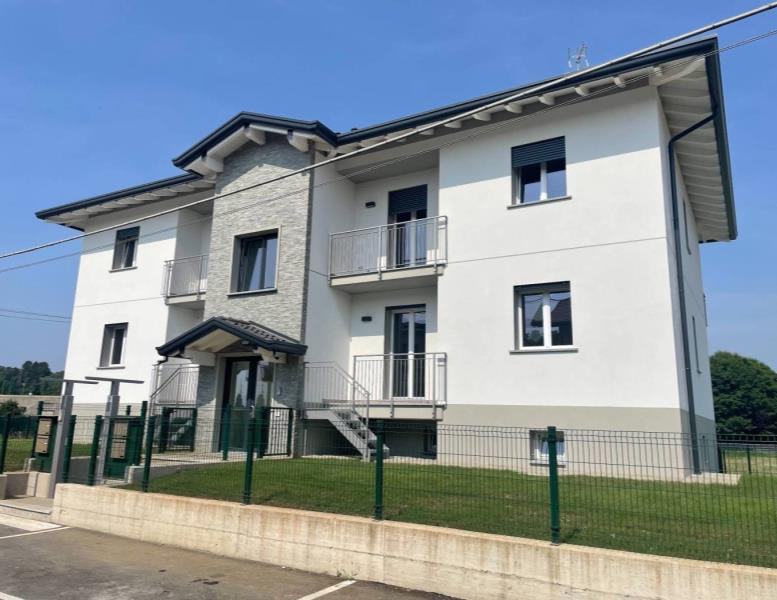 appartamento in vendita ad Arosio