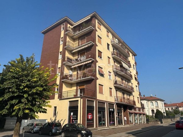 appartamento in vendita ad Arosio