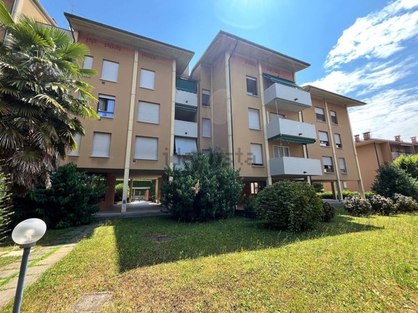 appartamento in vendita ad Arosio