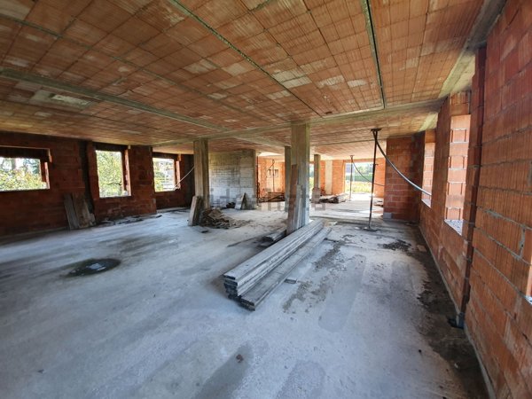 casa indipendente in vendita ad Arosio