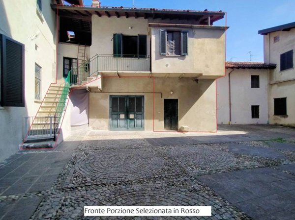 casa indipendente in vendita ad Arosio