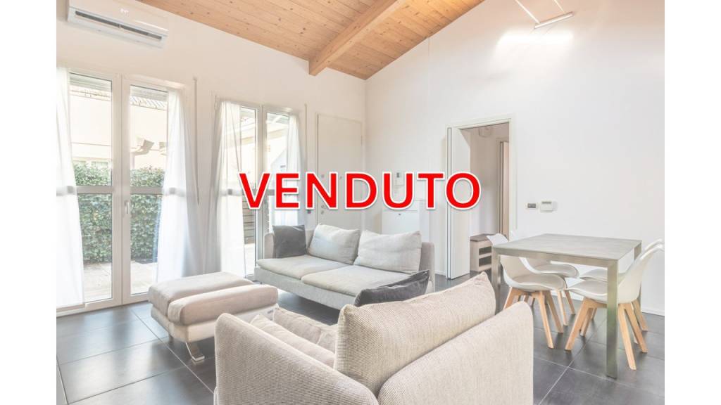 appartamento in vendita ad Arosio