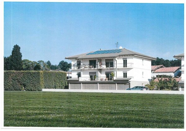 appartamento in vendita ad Arosio