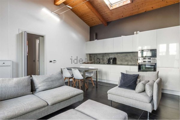 appartamento in vendita ad Arosio