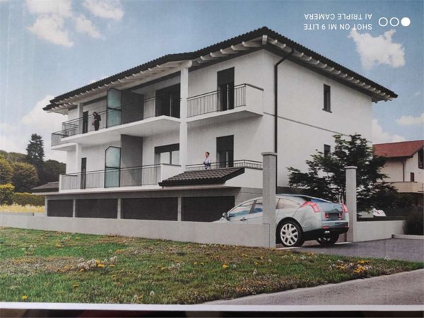 appartamento in vendita ad Arosio