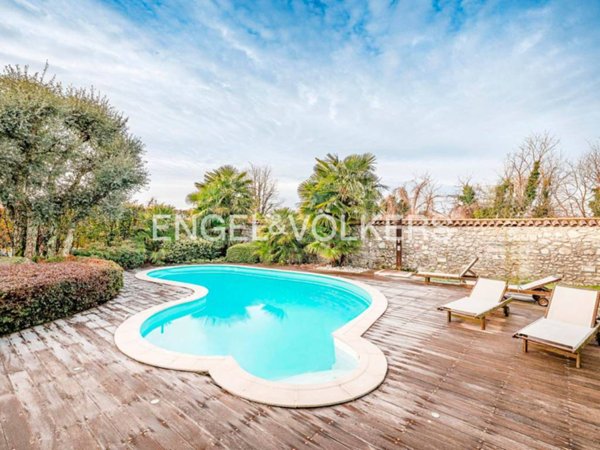 casa indipendente in vendita ad Arosio