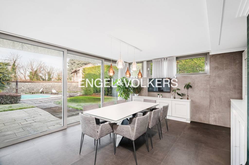 casa indipendente in vendita ad Arosio