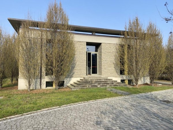 casa indipendente in vendita ad Arosio