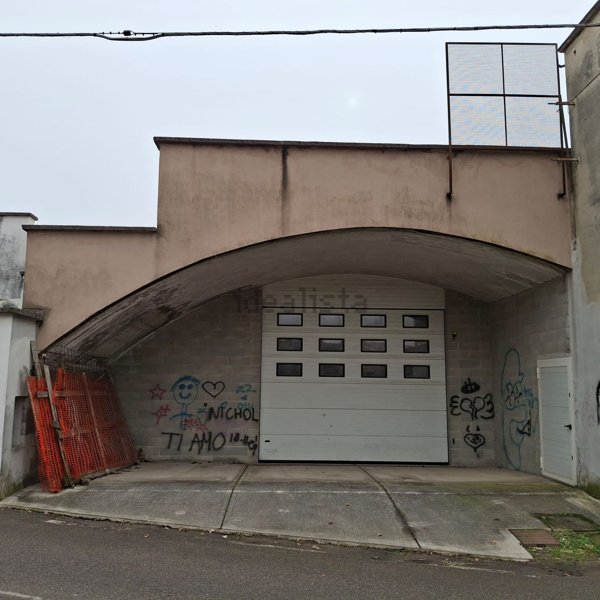 ufficio in vendita ad Arosio