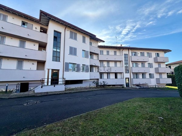 appartamento in vendita ad Arosio