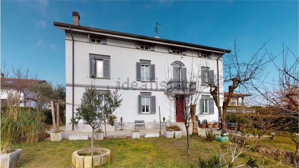 casa indipendente in vendita ad Arosio