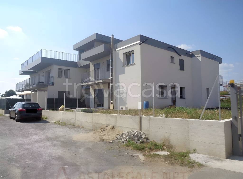 appartamento in vendita ad Arosio