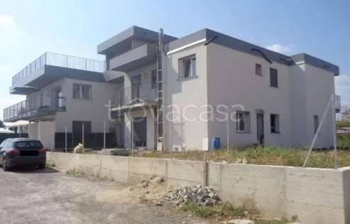 appartamento in vendita ad Arosio