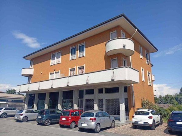 appartamento in vendita ad Arosio