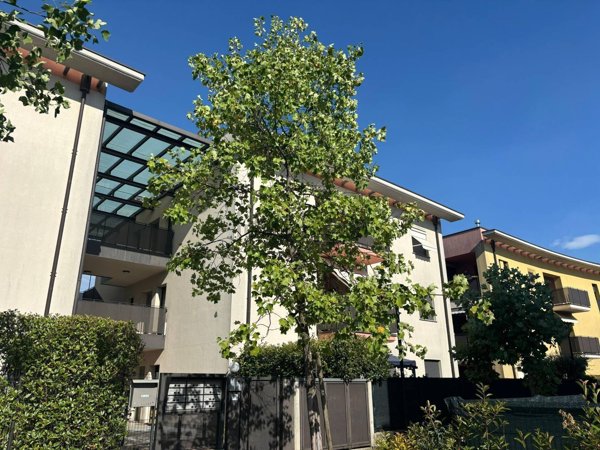 appartamento in vendita ad Arosio