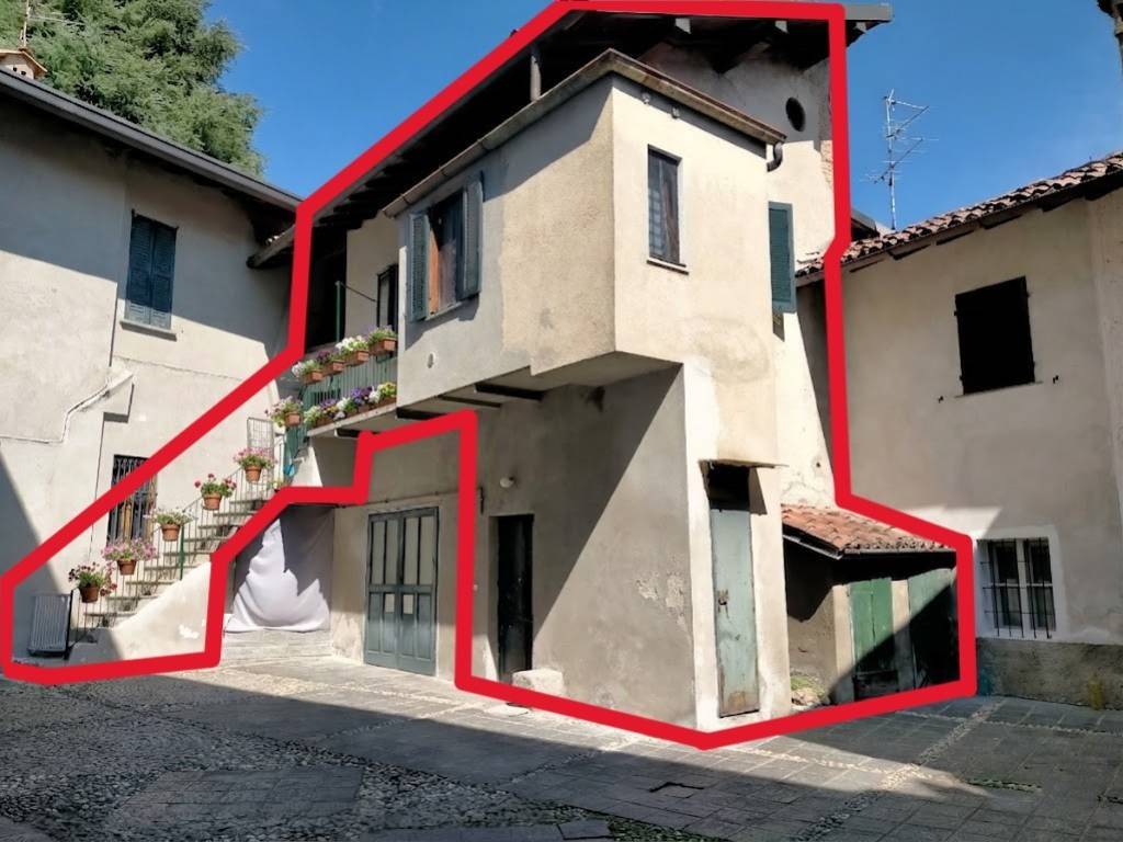 appartamento in vendita ad Arosio
