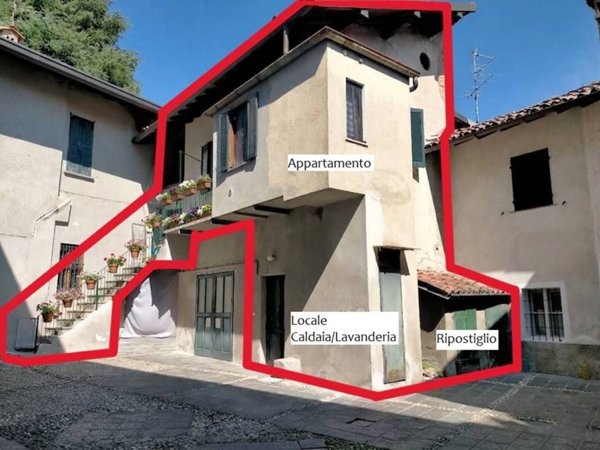 appartamento in vendita ad Arosio