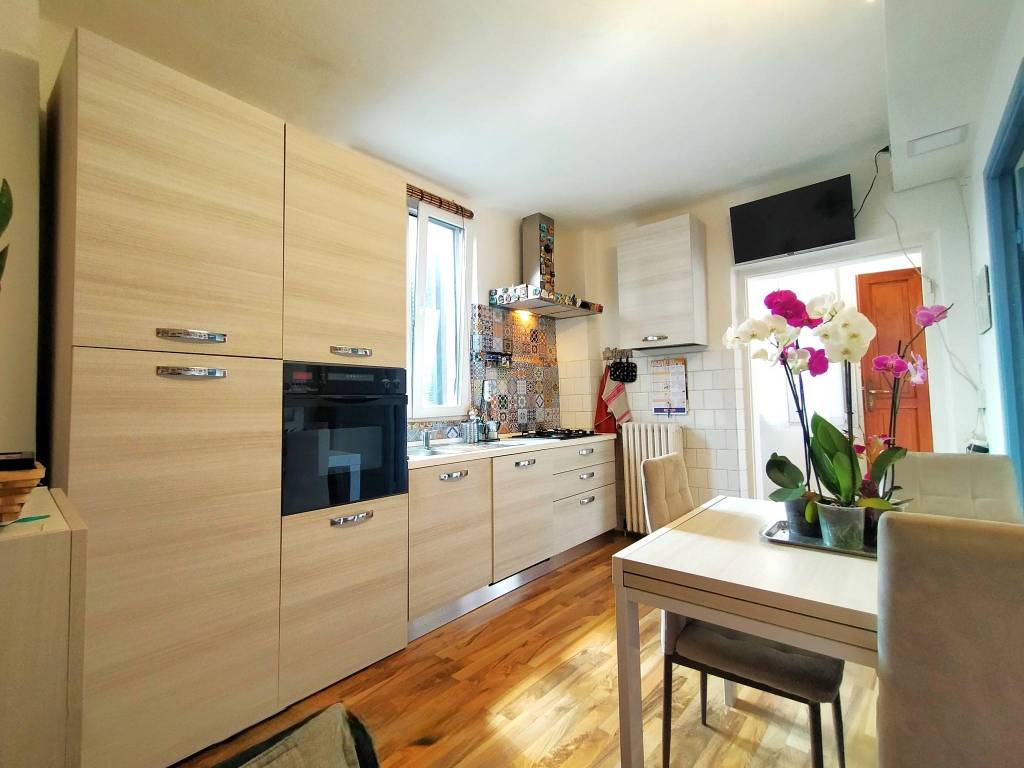 appartamento in vendita ad Arosio