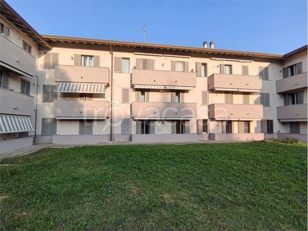 appartamento in vendita ad Arosio