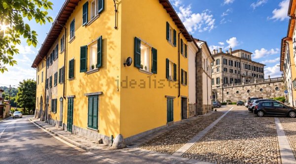appartamento in vendita ad Arosio