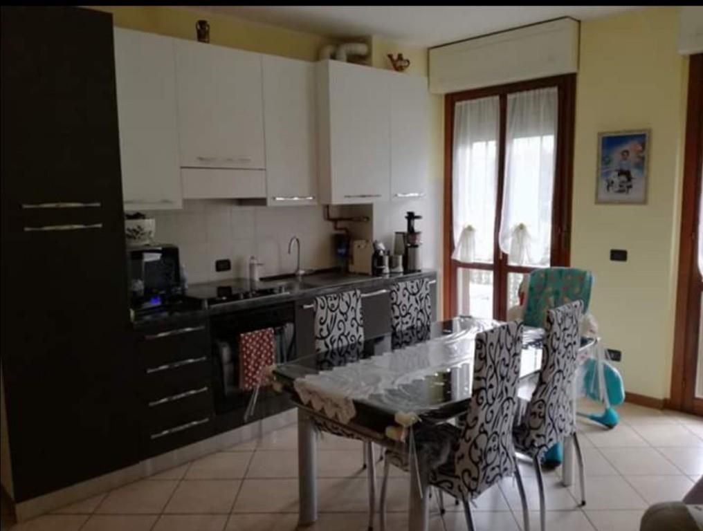 appartamento in vendita ad Asso