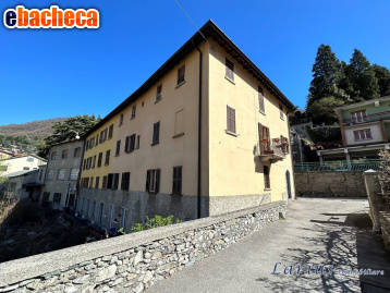 appartamento in vendita ad Asso