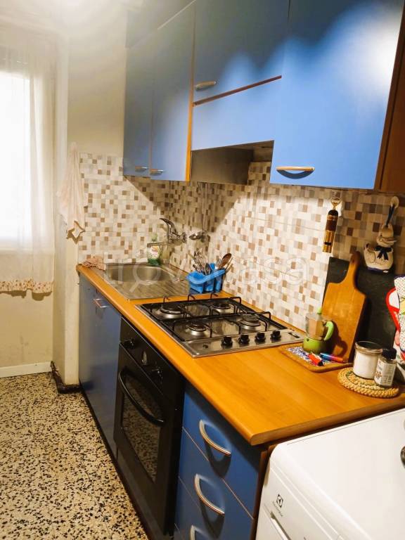 appartamento in vendita ad Asso