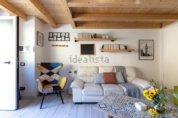 appartamento in vendita ad Asso