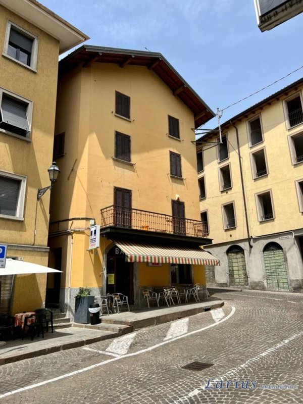appartamento in vendita ad Asso