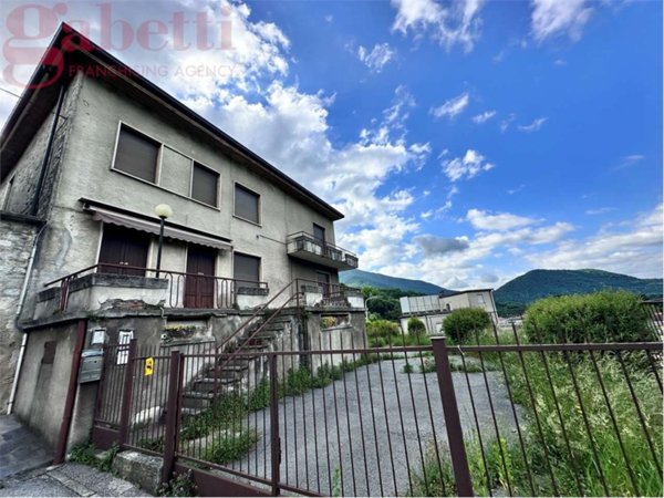 casa indipendente in vendita ad Asso