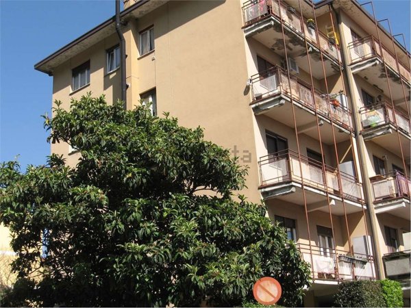 appartamento in vendita ad Asso