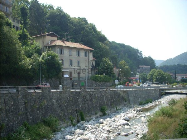 appartamento in vendita ad Asso