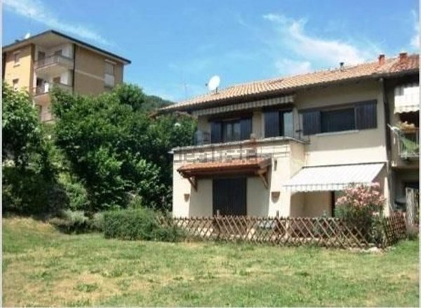 appartamento in vendita ad Asso